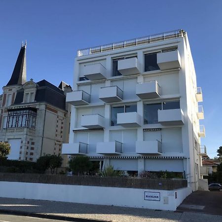 Royan - Vue Mer Pour Cet Appartement Face A La Plage - Grande Conche Εξωτερικό φωτογραφία