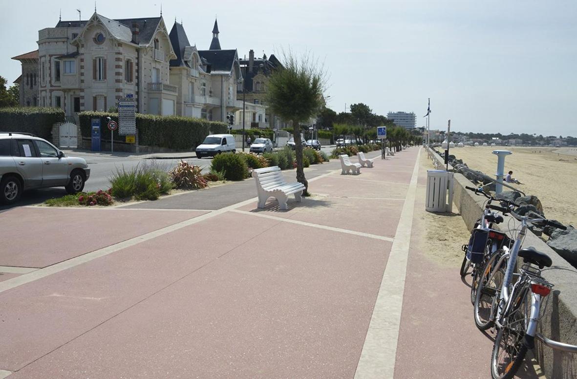 Royan - Vue Mer Pour Cet Appartement Face A La Plage - Grande Conche Εξωτερικό φωτογραφία
