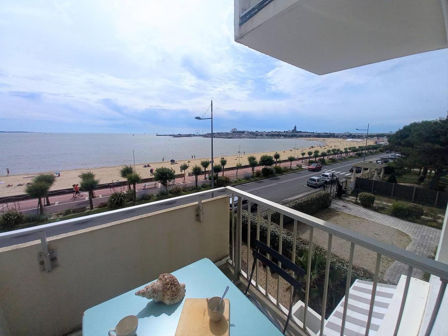 Royan - Vue Mer Pour Cet Appartement Face A La Plage - Grande Conche Εξωτερικό φωτογραφία