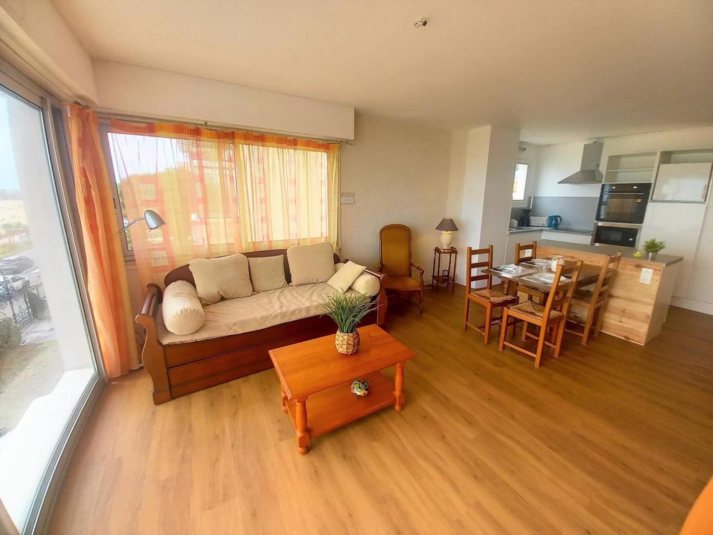 Royan - Vue Mer Pour Cet Appartement Face A La Plage - Grande Conche Εξωτερικό φωτογραφία
